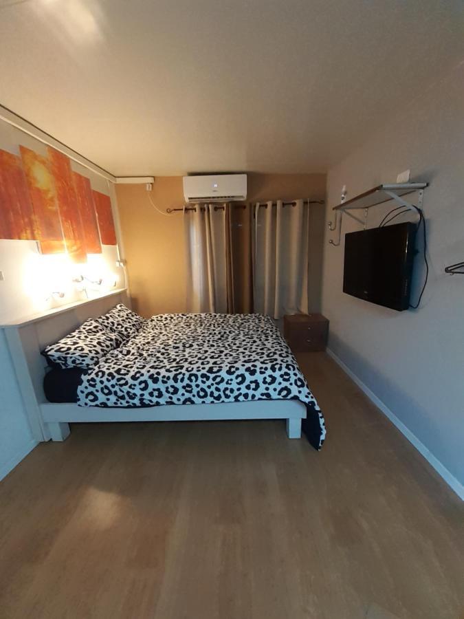 Suite- Studio- Zimmer Bet She'an Luaran gambar