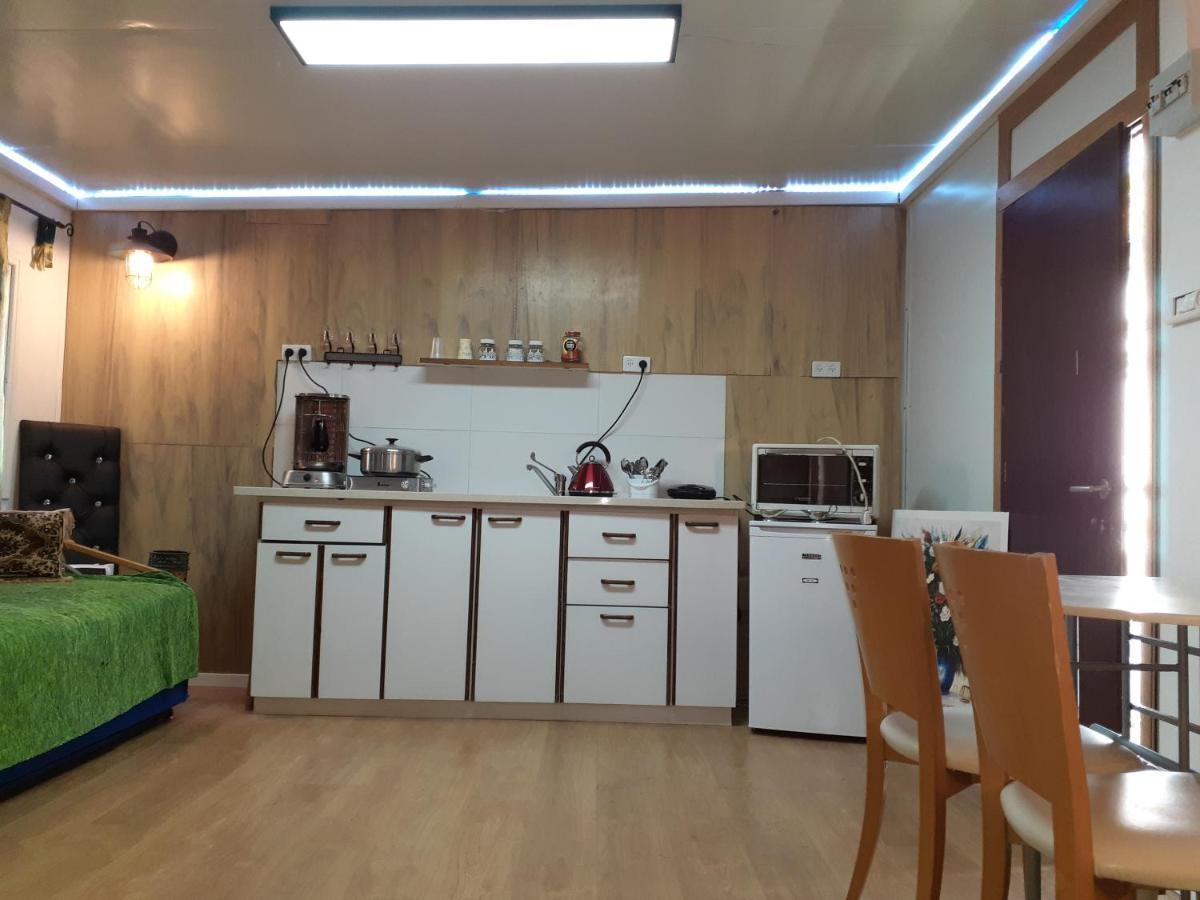 Suite- Studio- Zimmer Bet She'an Luaran gambar